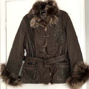 Like new condition Danier Thinsulate Jacket, size US L